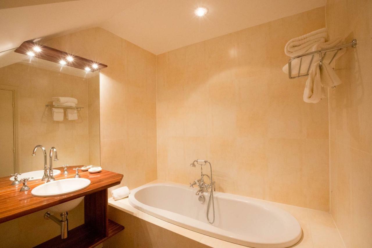 Les Chambres De L'Ecrit'Vin - En Plein Coeur Du Centre-Ville โบน ภายนอก รูปภาพ