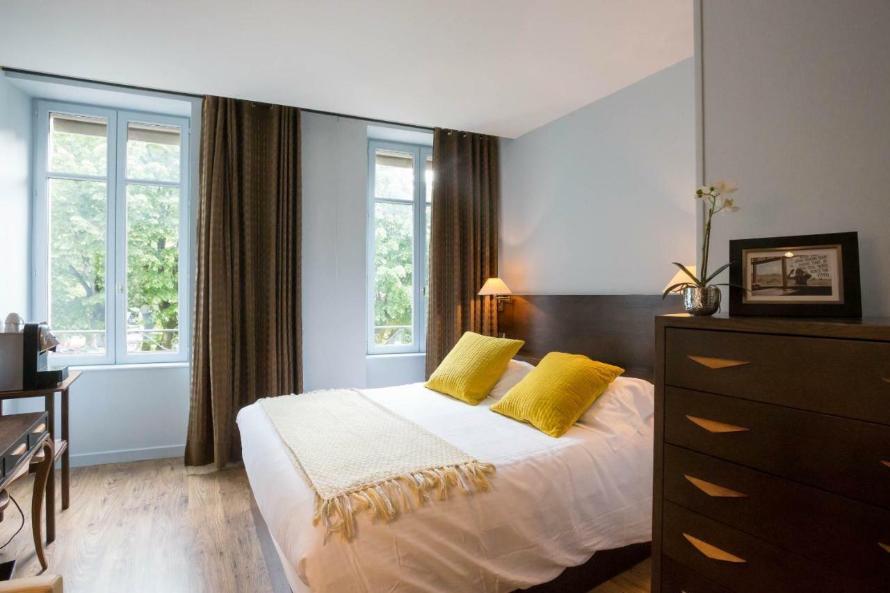 Les Chambres De L'Ecrit'Vin - En Plein Coeur Du Centre-Ville โบน ภายนอก รูปภาพ